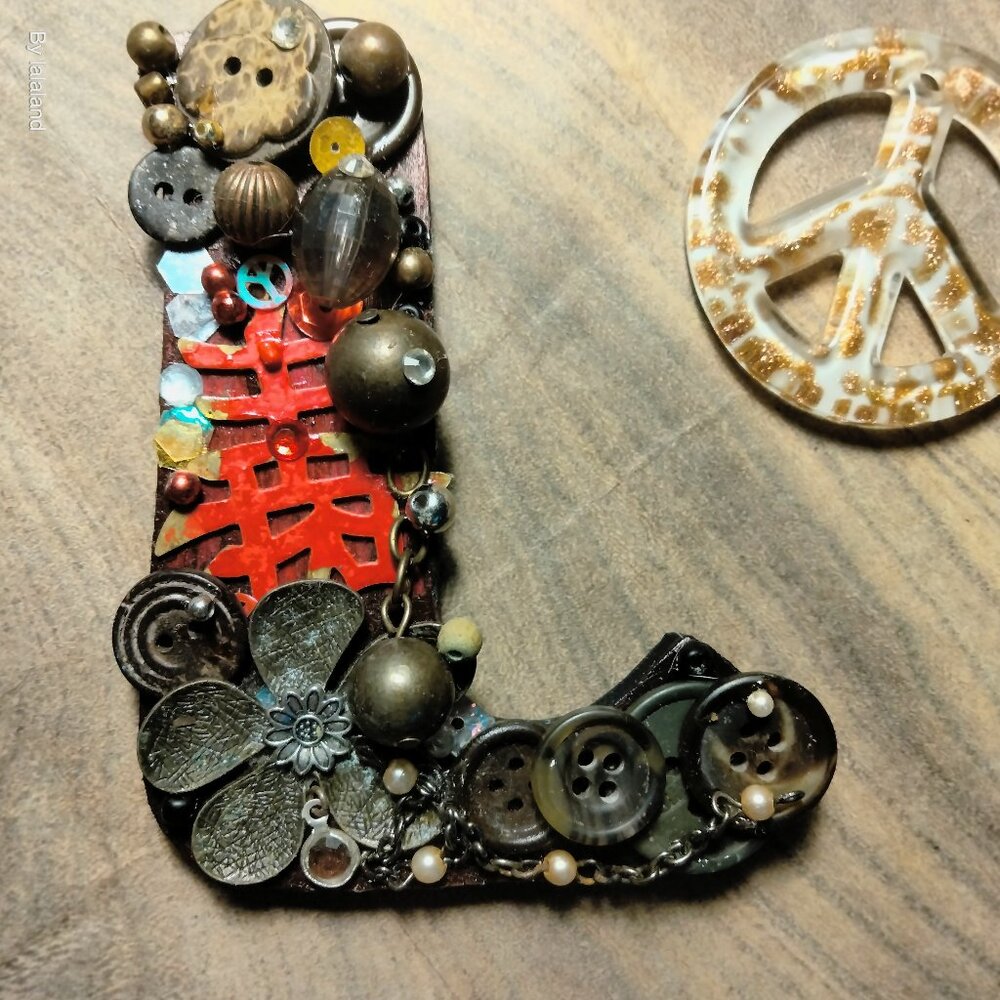 Bejeweled letter L